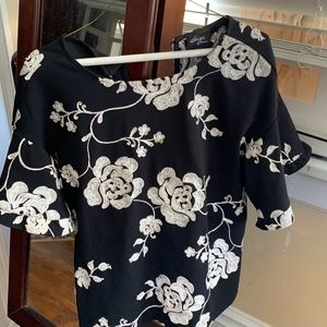 Beige‎ by eco floral blouse. NWOT
